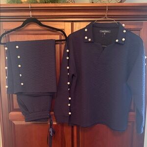 Simply Southern pants suit.